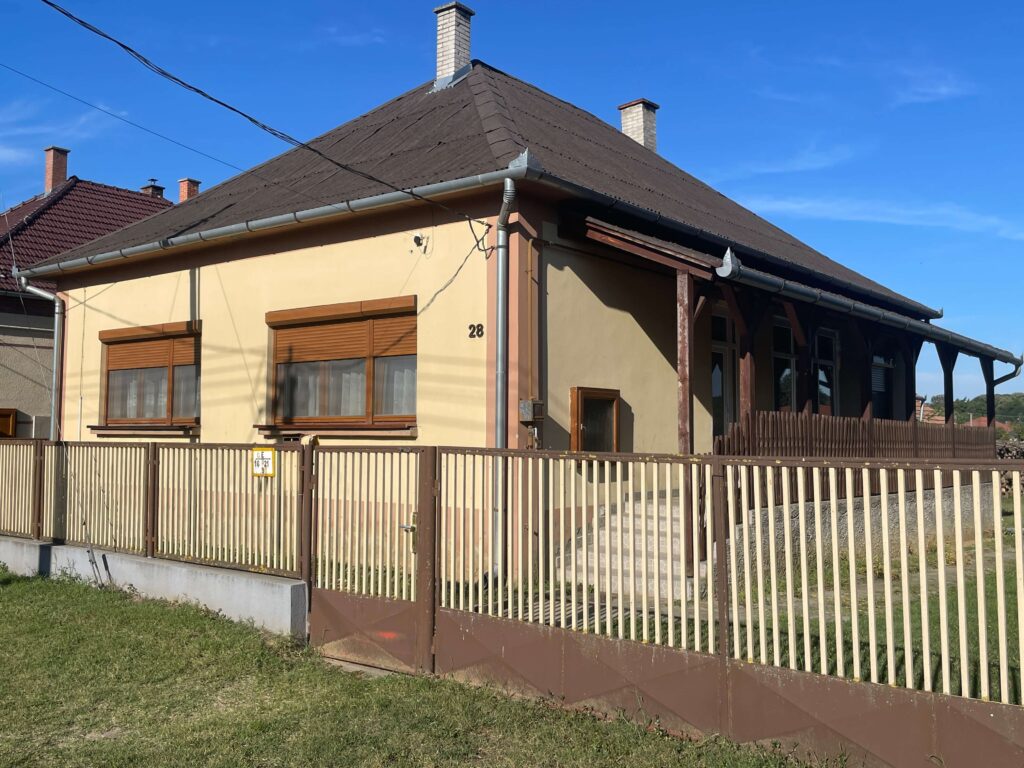 Eladó családi ház Berzencén a Mátyás utcában