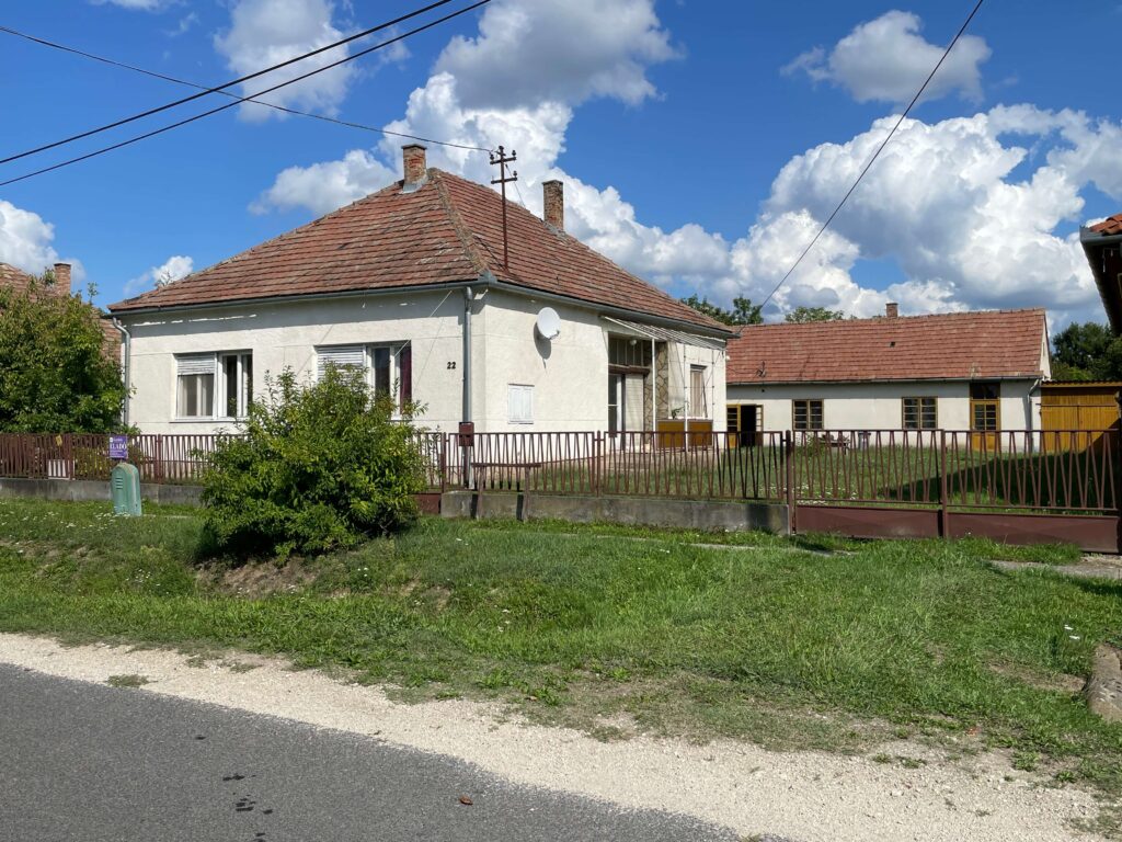 Eladó családi ház Lábodon