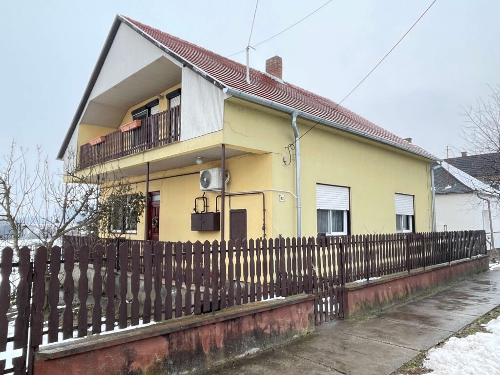 Eladó családi ház Nagyatádon a Mező utcában
