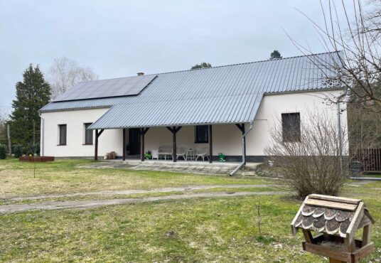 Eladó felújított családi ház Berzencén a Hunyadi utcában