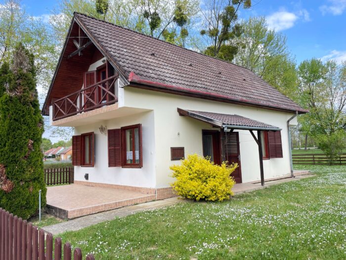 Eladó nyaraló Csokonyavisontán