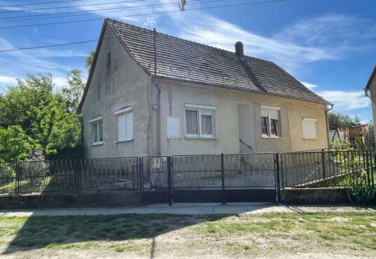 Eladó családi ház Ötvöskónyiban