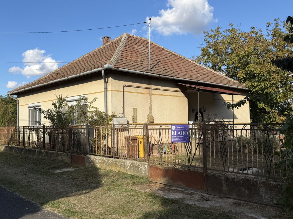 Eladó családi ház Segesden a Munkácsy utcában